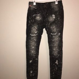 DiStressed Square Jeans